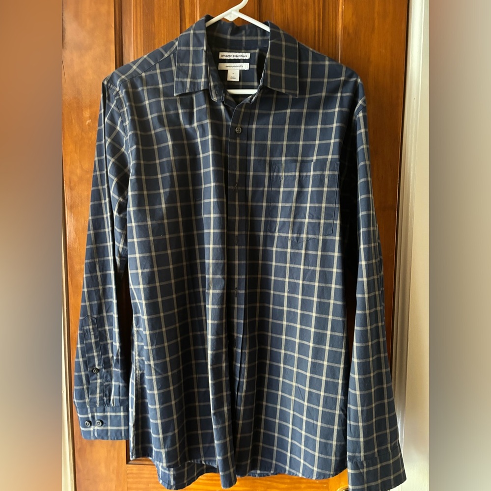 Men’s button down long sleeve shirt